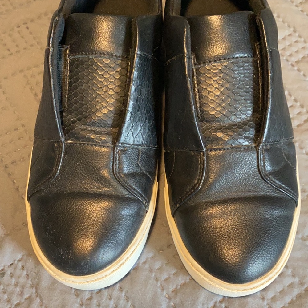 Aldo : Black Leather Sneaker - Size 6 - Picture 5 of 10